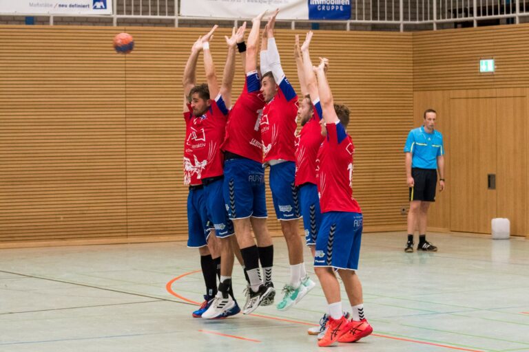 Read more about the article interaktiv . Handball gastiert beim HC Gelpe/Strombach