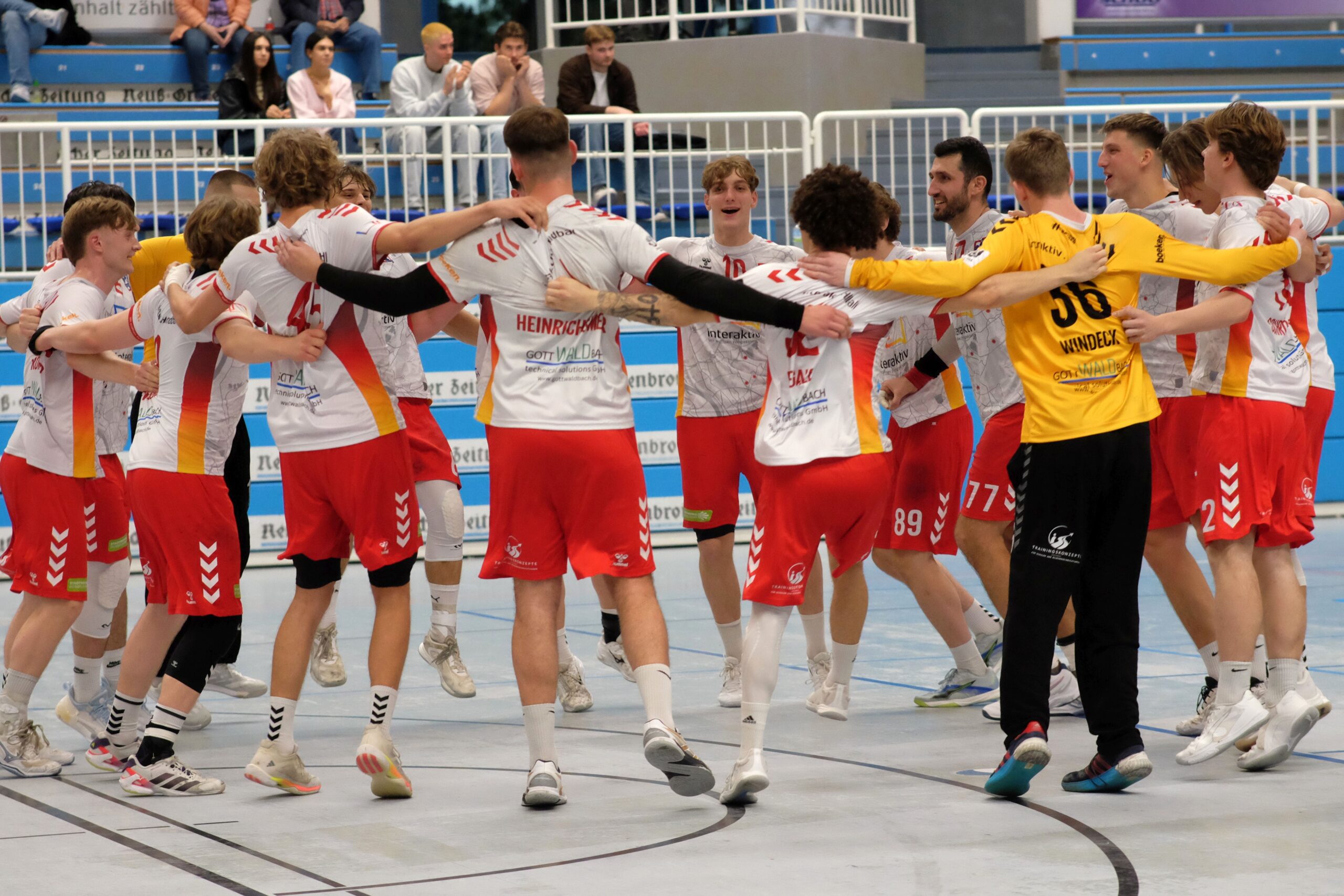 Mehr über den Artikel erfahren Serie gestoppt: interaktiv . Handball holt wichtige Punkte in Dormagen