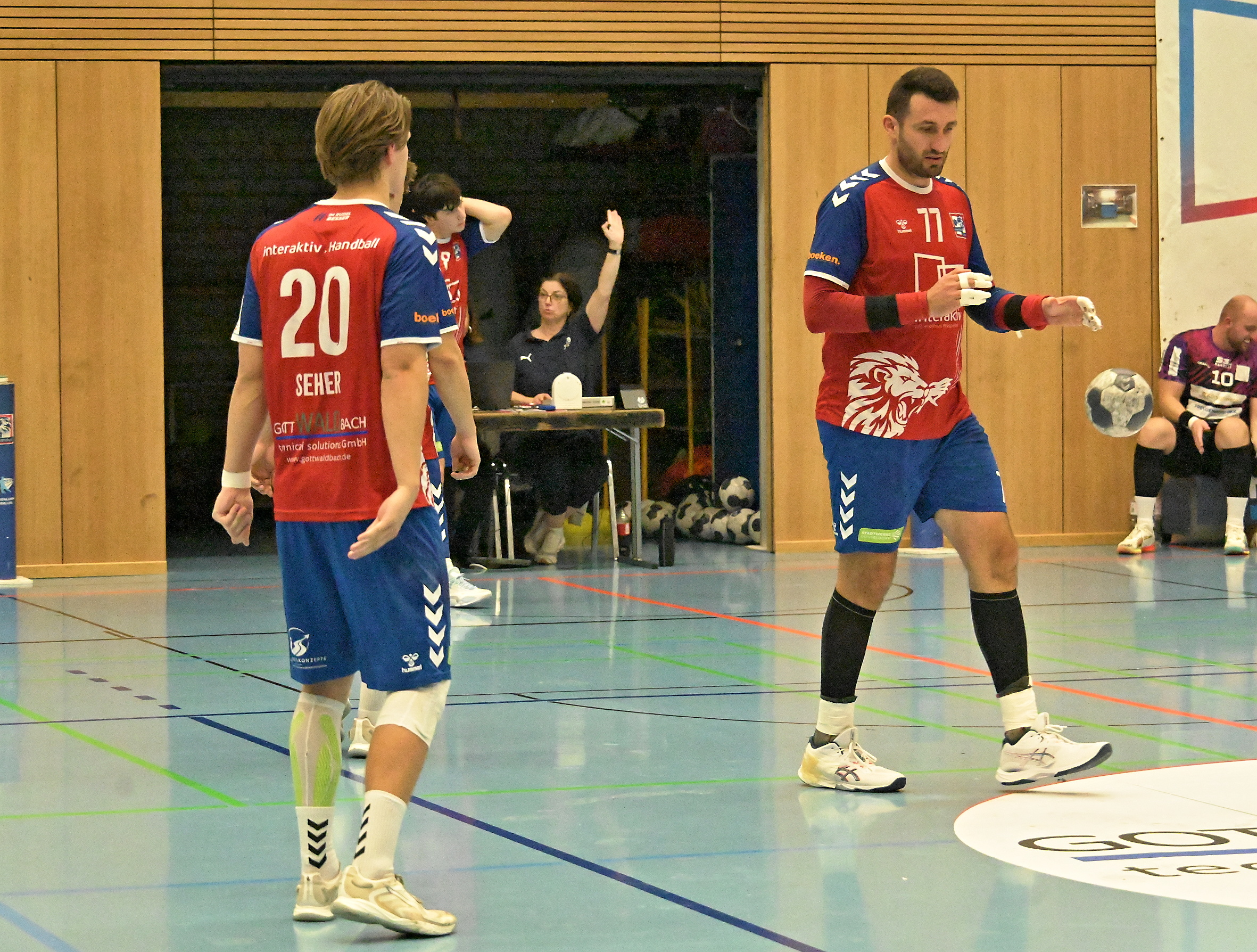 Mehr über den Artikel erfahren Bittere Heimniederlage für interaktiv . Handball